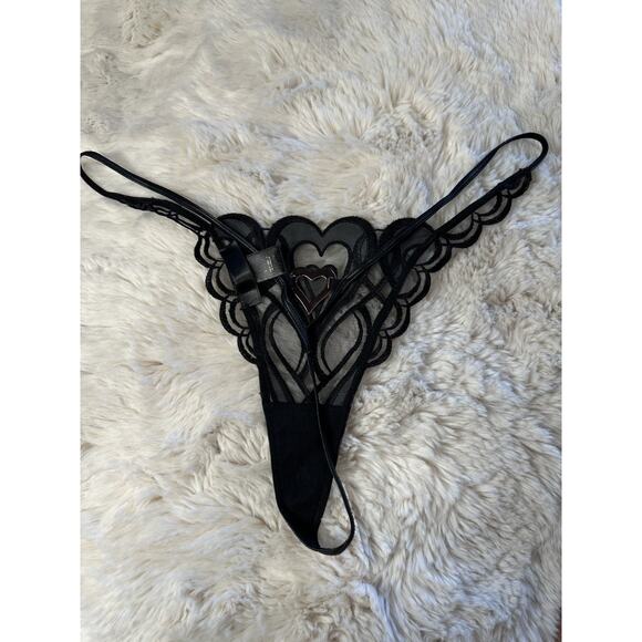 RARE🔥 Honey Birdette HEARTS🖤 Black Faux Leather Heart Thong Large - Picture 3 of 4